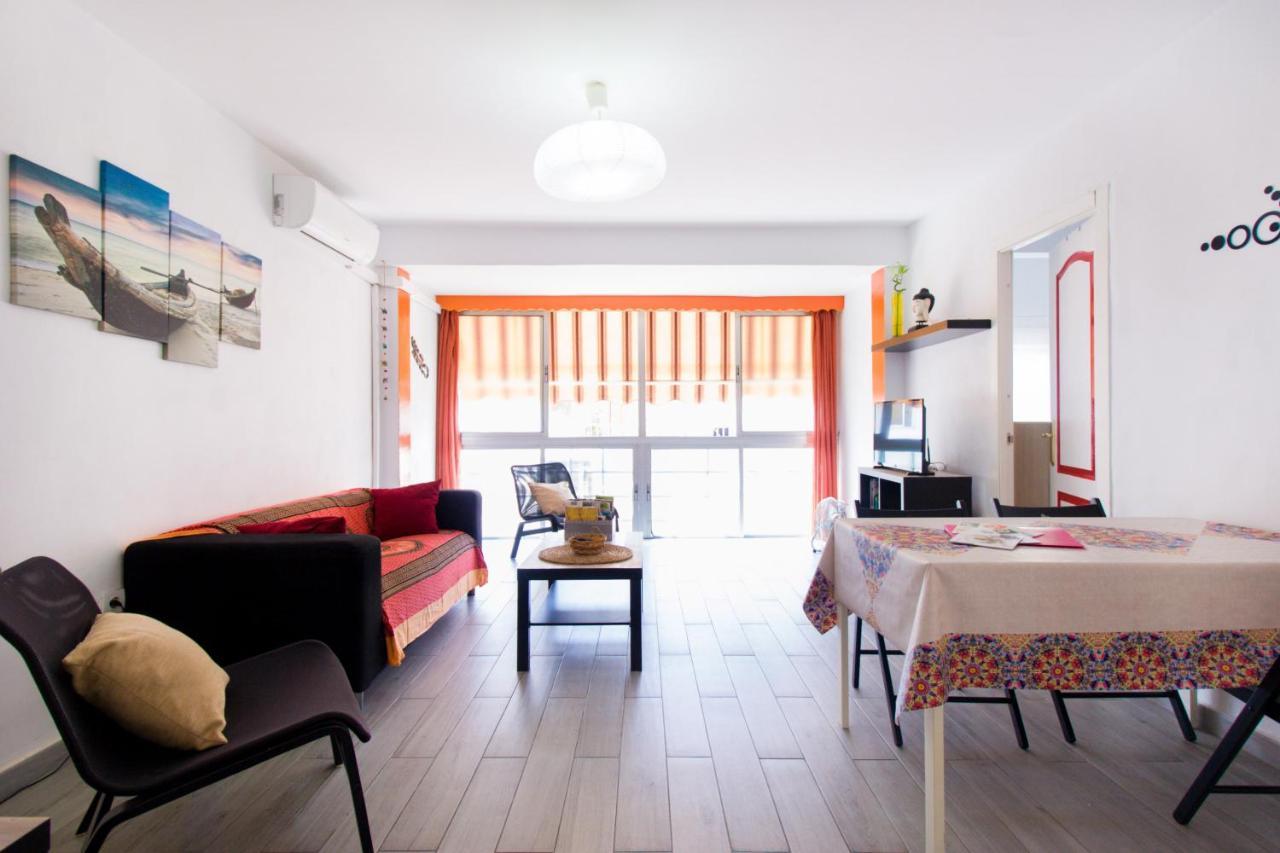 Bollywood Style Apartment مالقة المظهر الخارجي الصورة